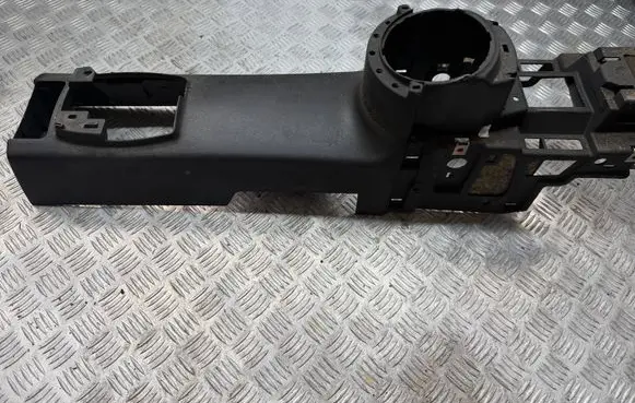 Audi A2 Center console 