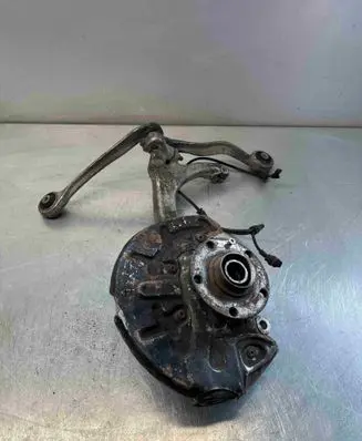 Audi A6 S6 C6 4F Front wheel hub spindle knuckle 4F0258