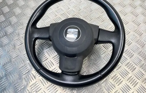 Seat Altea Steering wheel 5P0419091A 5P0880201G
