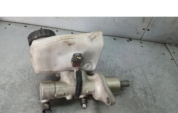 Peugeot 607 Master brake cylinder
