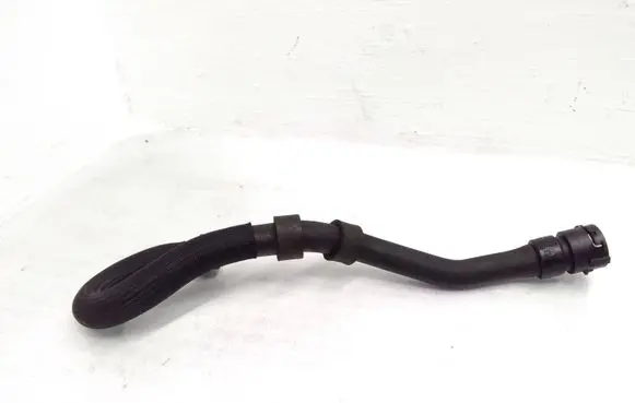 Land Rover Range Rover Evoque L538 Engine coolant pipe/hose S0000379