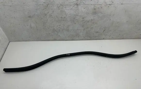 Audi A6 S6 C7 4G Engine compartment rubber 4G0823723