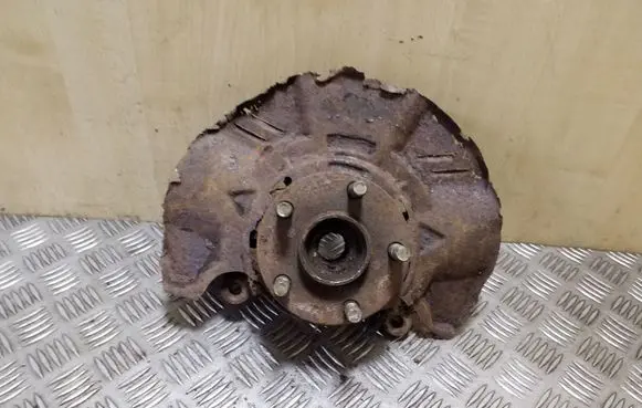 Subaru Outback Front wheel hub