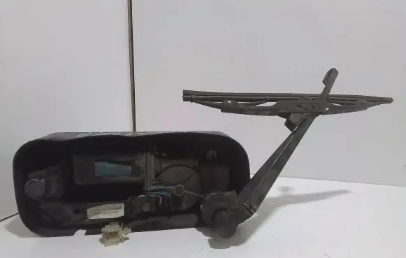 Opel Frontera A Rear window wiper motor 22107062