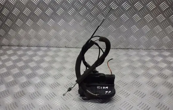 Nissan Tiida C11 Front door lock