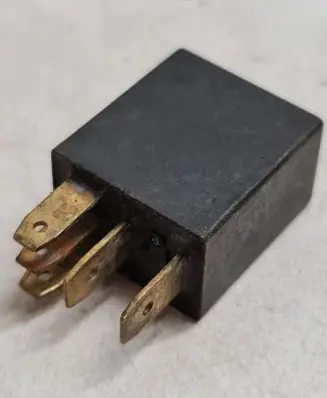 Jeep Cherokee Other relay 04606418AA 21911 2710A22B