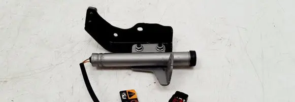 Volvo S90, V90 Bonnet Pedestrian Airbag Actuator 31688051