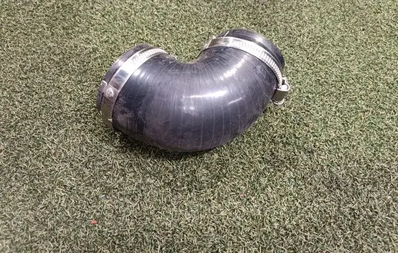 Intercooler hose/pipe