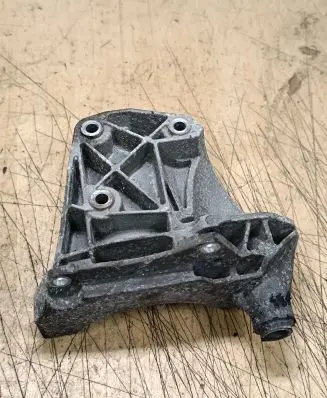 BMW X5 E53 Engine mounting bracket 6455779417401 64557794174 7794174