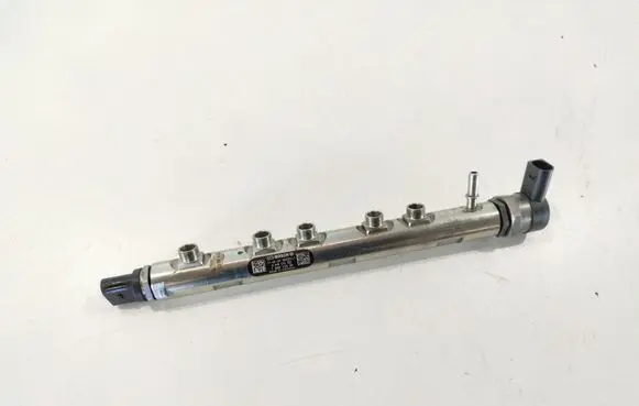 BMW 5 F10 F11 Fuel main line pipe 0445214183