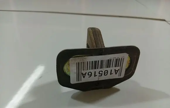 Volvo S70 V70 V70 XC Rear door lock loop/hook striker 9152864
