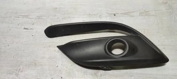 Mazda 3 III Front bumper lower grill BACC50C21 7C254S20