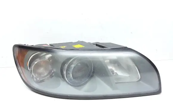 Volvo V50 Headlight/headlamp 30698890