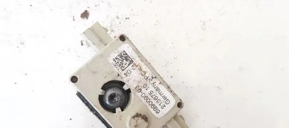 Antenna control unit