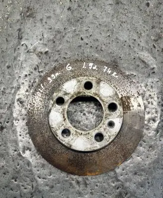 Volkswagen Golf IV Rear brake disc