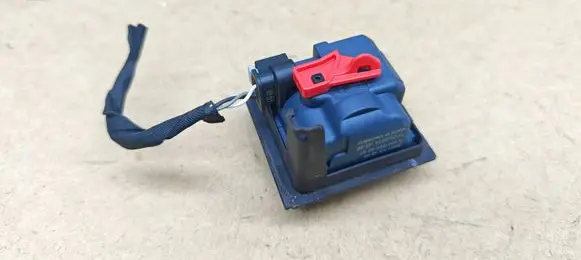 Mercedes-Benz ML W166 Fuel tank cap lock motor A0038203297