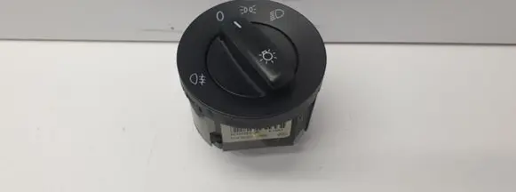 Volkswagen Caddy Light switch 1K0941431BB