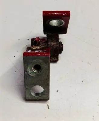 Volkswagen Scirocco Front door lower hinge AF21WAF5