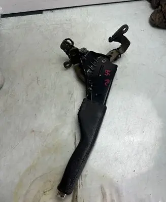 Volkswagen PASSAT B5 Handbrake/parking brake lever assembly 32523