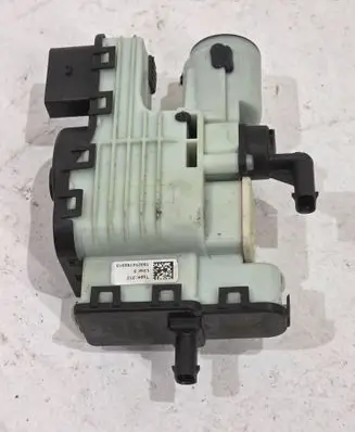 Mercedes-Benz E W212 Adblue pump 0928404016