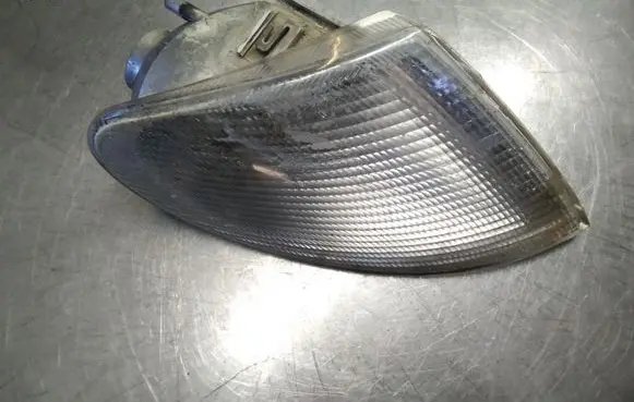 Front indicator light