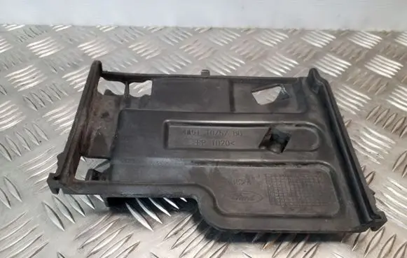 Ford Focus Other engine bay part 4M5110757BB