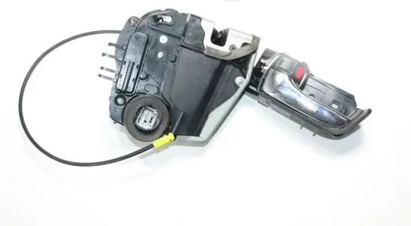 Toyota Prius (XW20) Rear door lock 6927447020