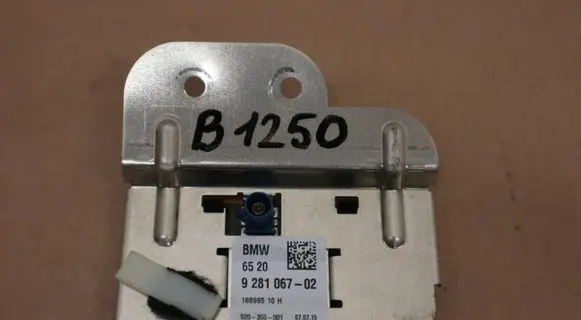 BMW 4 F32 F33 Aerial GPS antenna 9281067