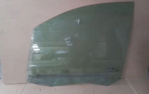 Peugeot 807 Front door window glass four-door 43R000929