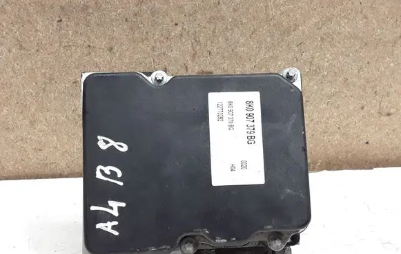 Audi A4 S4 B8 8K ABS Pump 8K0907379BG 8K0614517EE