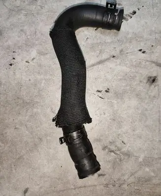 Audi A6 S6 C6 4F Engine coolant pipe/hose