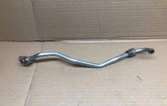 Skoda Octavia Mk4 Turbo turbocharger oiling pipe/hose 05L145771D