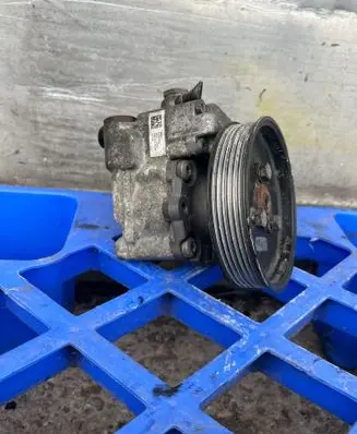 BMW 5 E60 E61 Power steering pump 678084804 7652974109NF