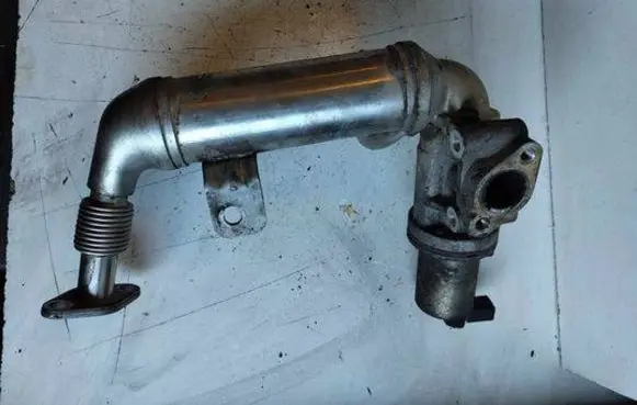 KIA Ceed EGR valve cooler 284162A410