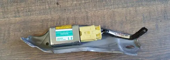 Lexus GS 300 350 430 450H Airbag deployment crash/impact sensor 8983430020