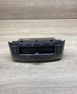 Toyota Avensis T250 Climate control unit 5590005200 MB1465703620