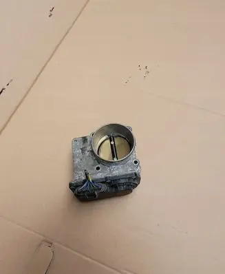 Volvo XC60 Throttle valve 6G9N9F991