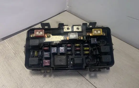 Honda Civic Fuse box set 1051050906150009