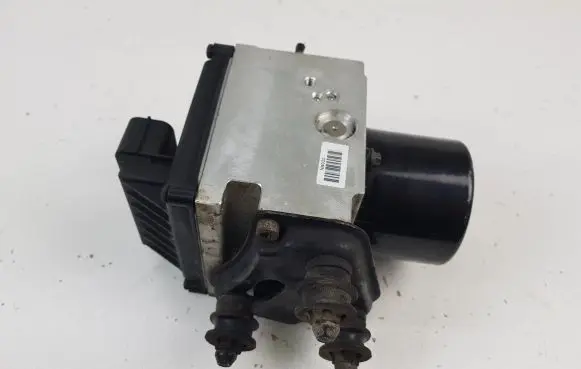 Volkswagen PASSAT B6 ABS Pump 3C0614095P