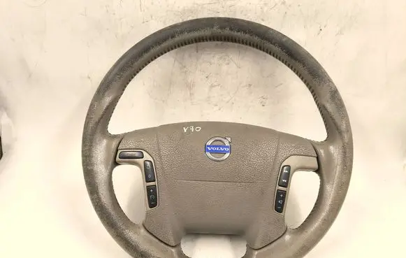 Volvo V70 Steering wheel