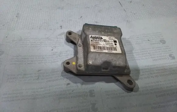 Renault Trafic II (X83) Airbag control unit/module 8200469203
