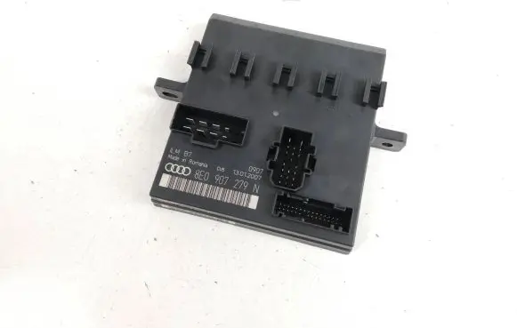 Audi A4 S4 B7 8E 8H Comfort/convenience module 8E0907279N