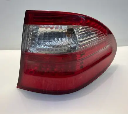 Mercedes-Benz E W211 Rear/tail lights A2118201664 2118201664
