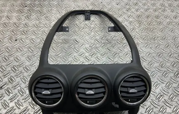 Dash center air vent grill