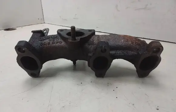 Volkswagen Polo Exhaust manifold 045253033 914232