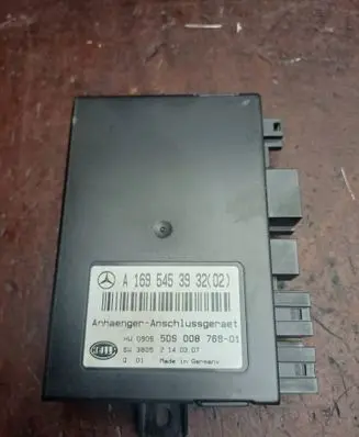 Mercedes-Benz B W245 Tow bar trailer control unit/module A1695453932 5DS00876901