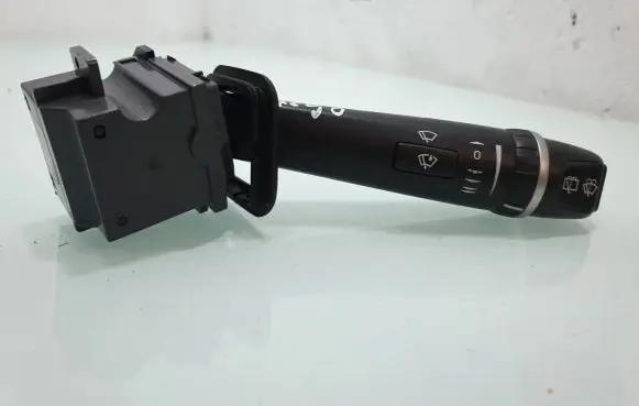 Volvo XC90 Wiper control stalk 31268565