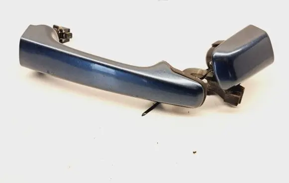 Volvo V50 Front door exterior handle 8679712