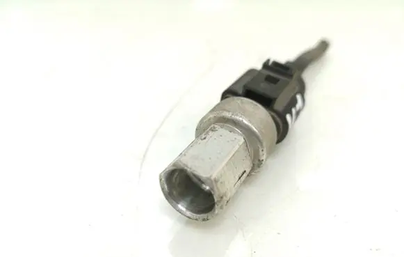 Volkswagen Jetta V Air conditioning (A/C) pressure sensor 1K0959126E