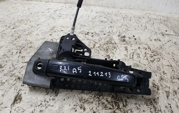 Audi A5 8T 8F Front door exterior handle 8T0837885